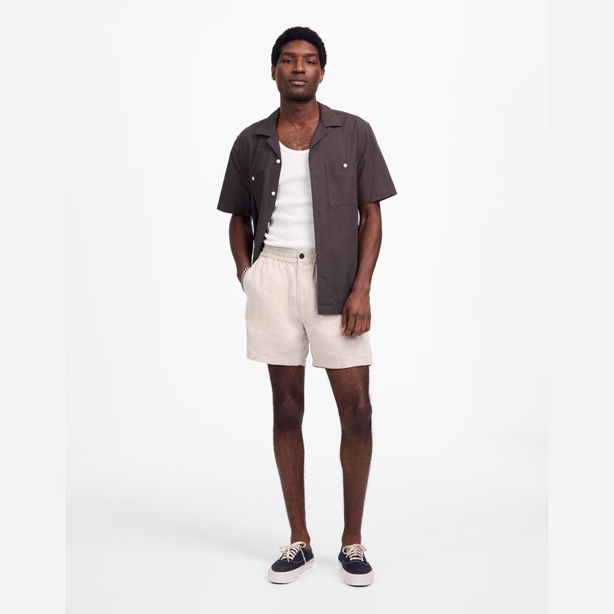 madewell everywear leinen herren shorts beige