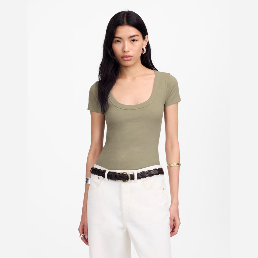 olive madewell regenerative baumwolle gerippte scoopneck womens t-shirts